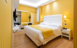 phòng ngủ màu vàng (9)