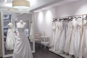 thiết kế tiệm áo cưới nhỏ đẹp (1)
