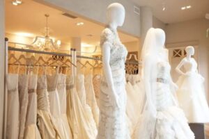 thiết kế tiệm áo cưới nhỏ đẹp (3)