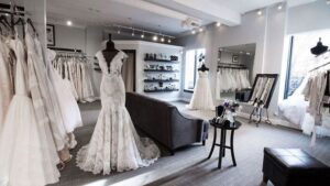thiết kế tiệm áo cưới nhỏ đẹp, độc đáo (3)