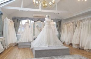 thiết kế tiệm áo cưới nhỏ đẹp, độc đáo (5)