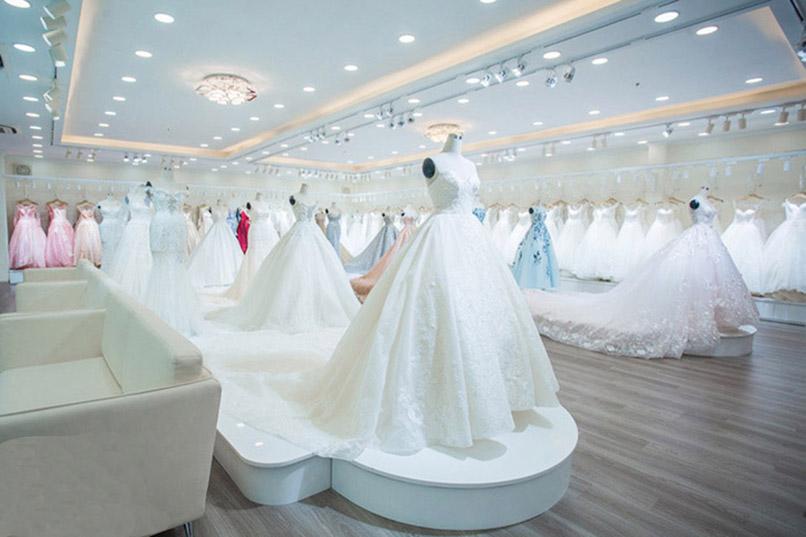 ý tưởng thiết kế tiệm áo cưới nhỏ đẹp (7)