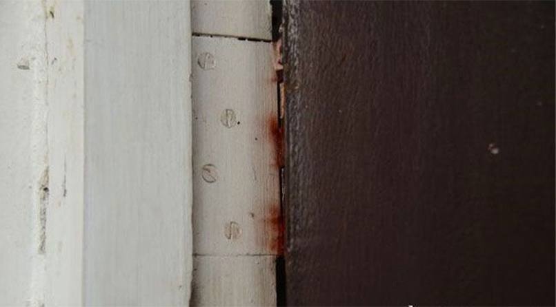 cách khắc phục cửa gỗ bị vênh (8)
